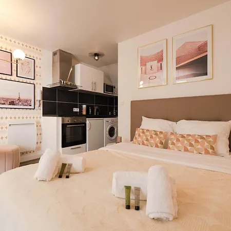 Luxury Home In Ile Saint Louis II New *